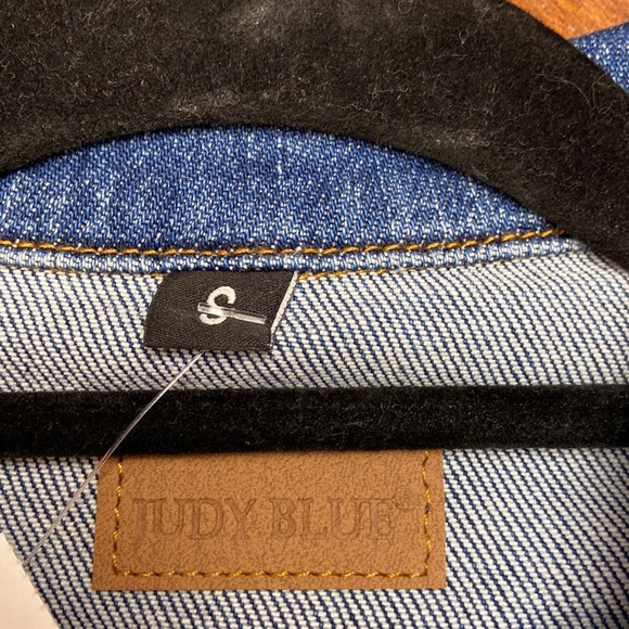 Judy Blue Fringe Denim Jacket - Picture 3 of 4